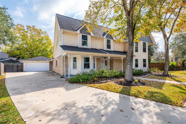 15411 Woodcote Court, Houston, TX 77062