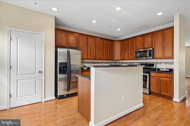 644 SPECTATOR, Landover, MD 20785