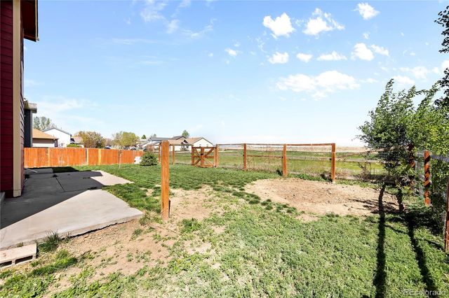 2105 Kiersi Court, Johnstown, CO 80534