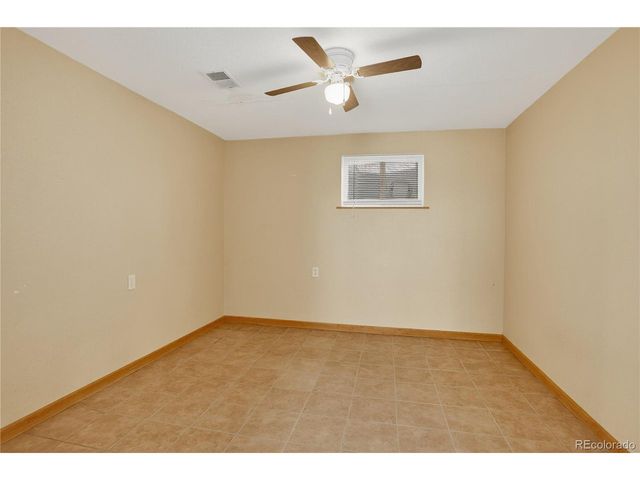 2406 Horrogate Rd, Byers, CO 80103