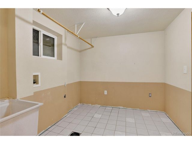 2406 Horrogate Rd, Byers, CO 80103