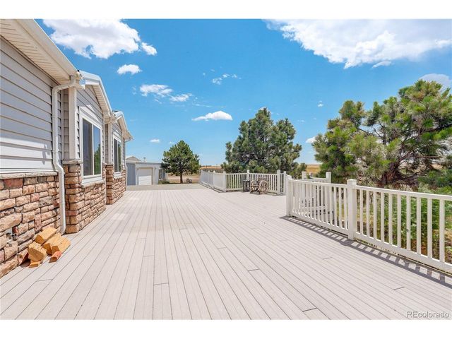 2406 Horrogate Rd, Byers, CO 80103