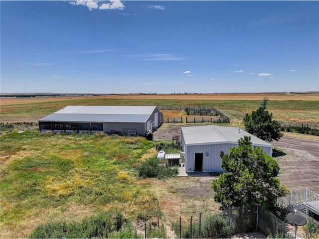 2406 Horrogate Rd, Byers, CO 80103