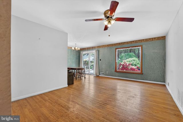 7012 REDMILES RD, Laurel, MD 20707
