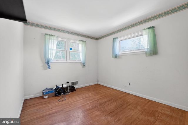 7012 REDMILES RD, Laurel, MD 20707