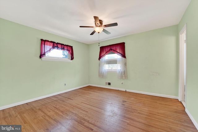 7012 REDMILES RD, Laurel, MD 20707