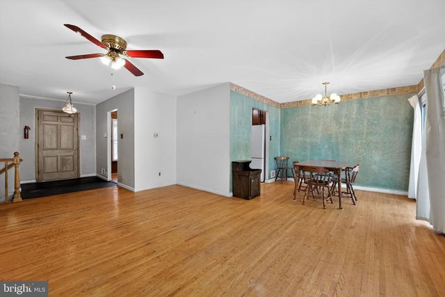7012 REDMILES RD, Laurel, MD 20707