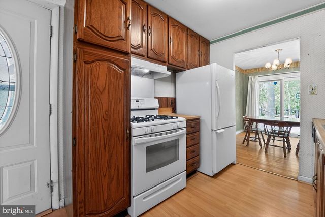 7012 REDMILES RD, Laurel, MD 20707
