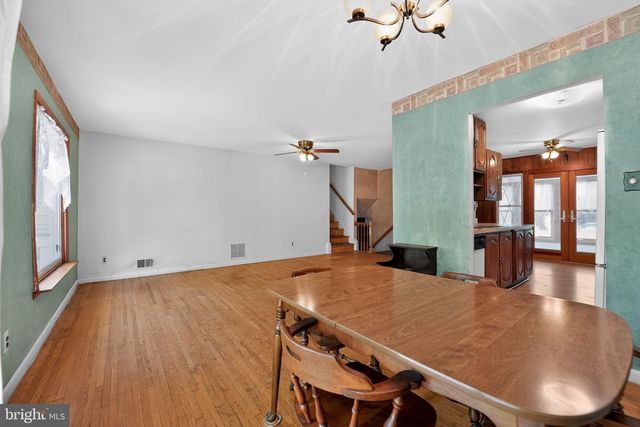 7012 REDMILES RD, Laurel, MD 20707