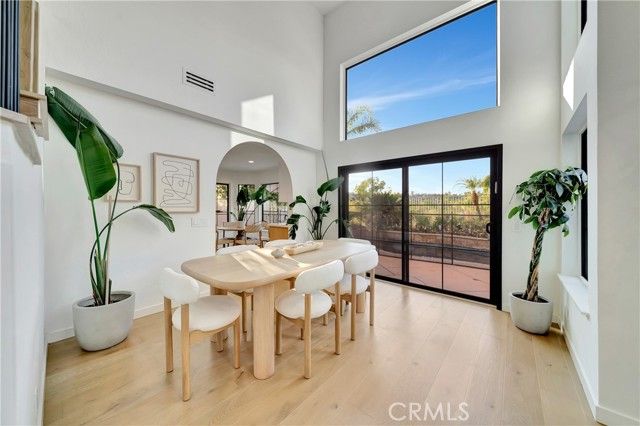 24735 Calle Serranona, Calabasas, CA 91302