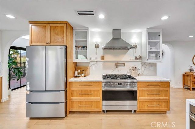 24735 Calle Serranona, Calabasas, CA 91302