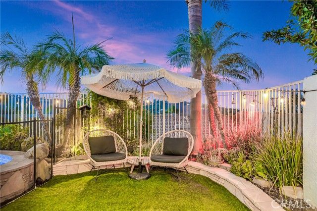 24735 Calle Serranona, Calabasas, CA 91302