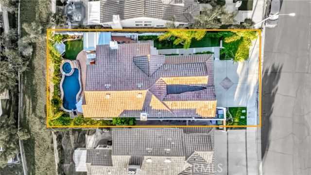 24735 Calle Serranona, Calabasas, CA 91302