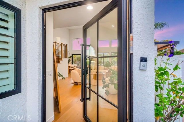 24735 Calle Serranona, Calabasas, CA 91302