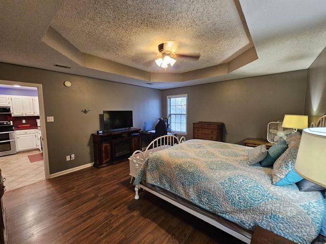 11 Dale Ct, Cabot, AR 72023