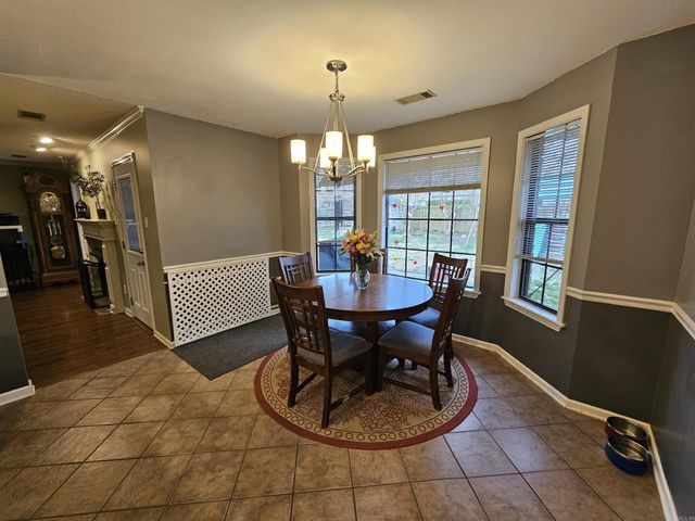 11 Dale Ct, Cabot, AR 72023