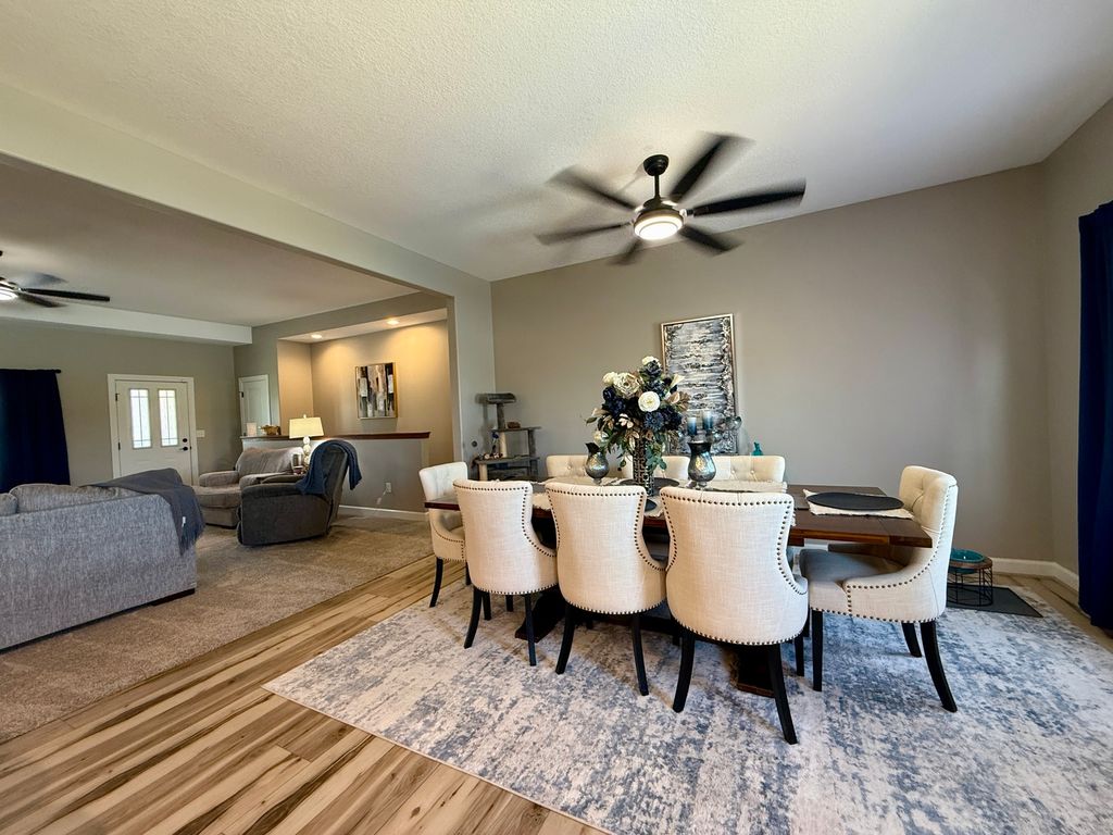 Image 11 of property listing at 665 Kathy Drive, Bourbonnais, IL 60914