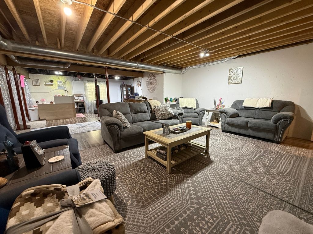 Image 30 of property listing at 665 Kathy Drive, Bourbonnais, IL 60914