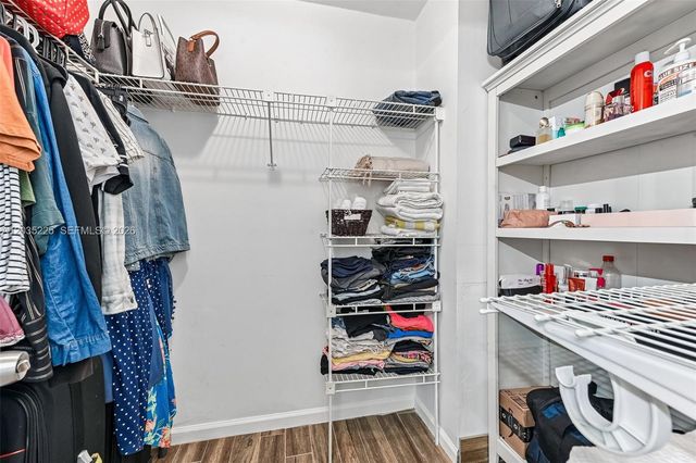207 NW 45th Ave, Deerfield Beach, FL 33442