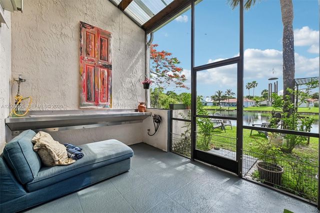 207 NW 45th Ave, Deerfield Beach, FL 33442