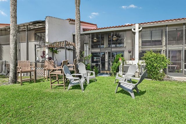 207 NW 45th Ave, Deerfield Beach, FL 33442
