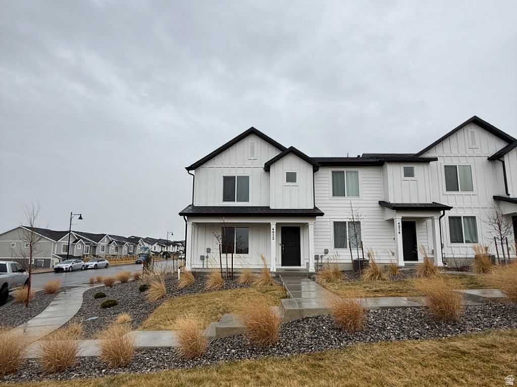 4052 S PITCHBLACK LN, Magna, UT 84044