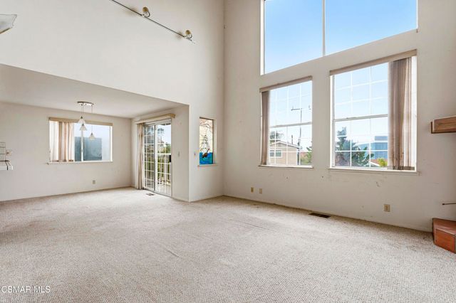 152 Highland Drive, Oxnard, CA 93035