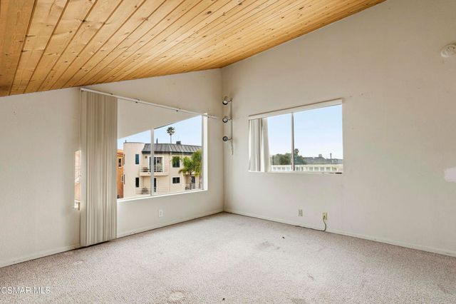 152 Highland Drive, Oxnard, CA 93035