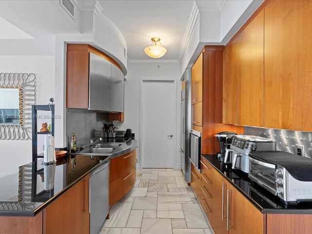 18101 Collins Ave 1904, Sunny Isles Beach, FL 33160