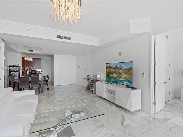 18101 Collins Ave 1904, Sunny Isles Beach, FL 33160