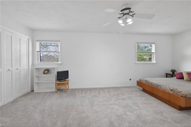 442 Leepoint RD, Norfolk, VA 23502