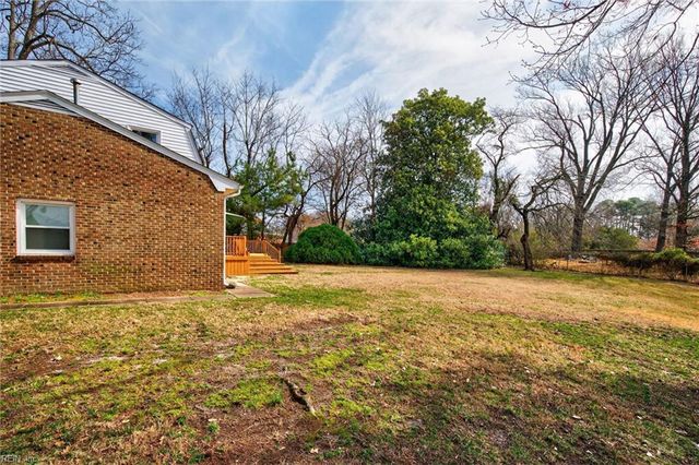 442 Leepoint RD, Norfolk, VA 23502