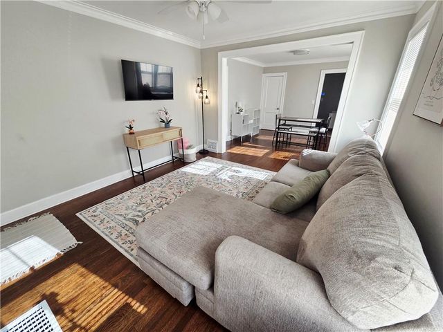 421 S Main Street, Independence, MO 64050