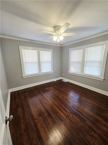 421 S Main Street, Independence, MO 64050