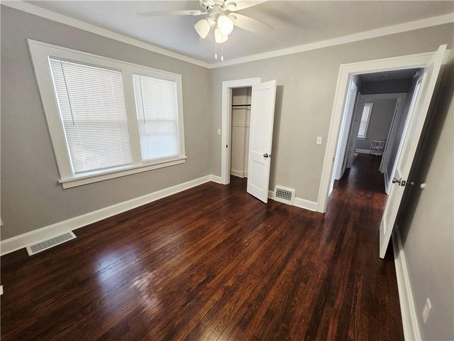 421 S Main Street, Independence, MO 64050