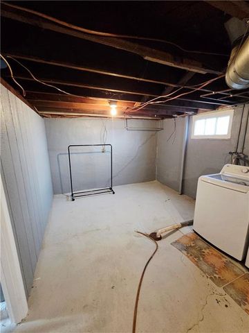 421 S Main Street, Independence, MO 64050