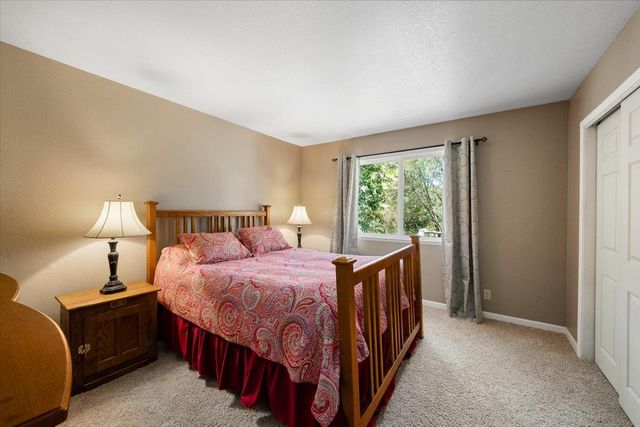 4221 Flying C Rd, Shingle Springs, CA 95682