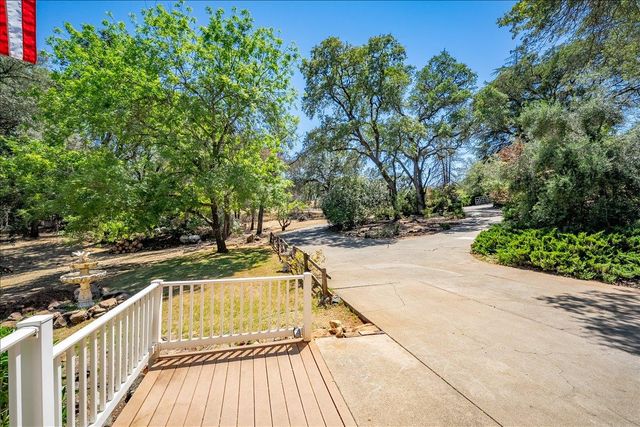4221 Flying C Rd, Shingle Springs, CA 95682