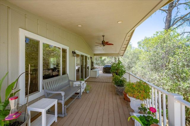 4221 Flying C Rd, Shingle Springs, CA 95682