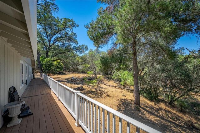 4221 Flying C Rd, Shingle Springs, CA 95682