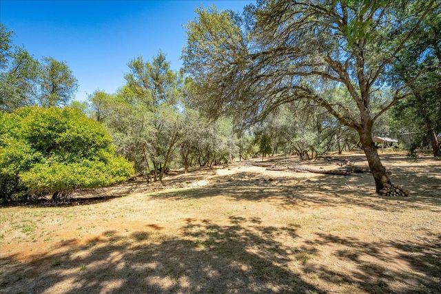 4221 Flying C Rd, Shingle Springs, CA 95682