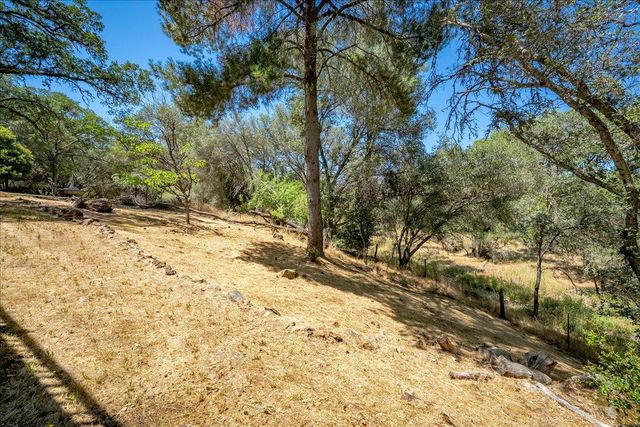 4221 Flying C Rd, Shingle Springs, CA 95682