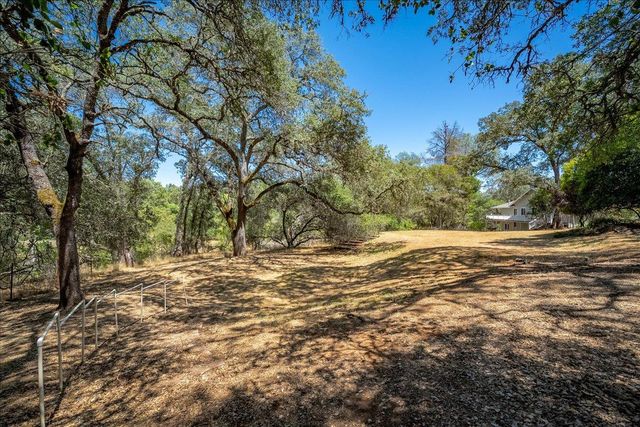 4221 Flying C Rd, Shingle Springs, CA 95682