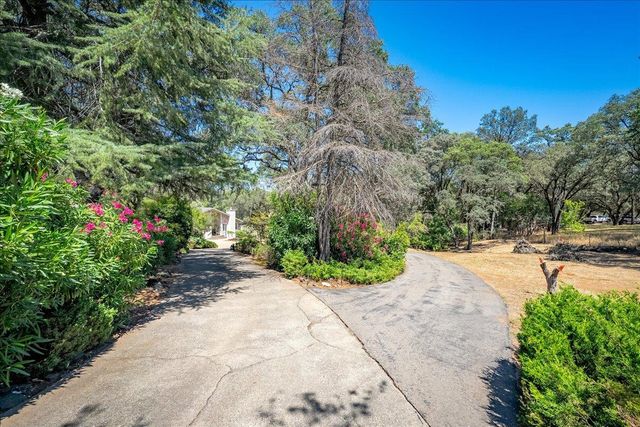 4221 Flying C Rd, Shingle Springs, CA 95682