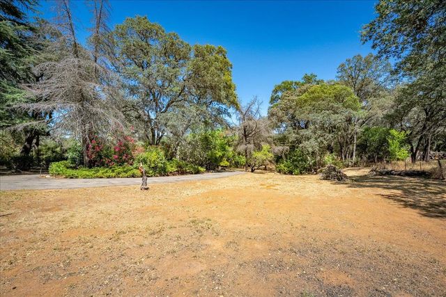 4221 Flying C Rd, Shingle Springs, CA 95682