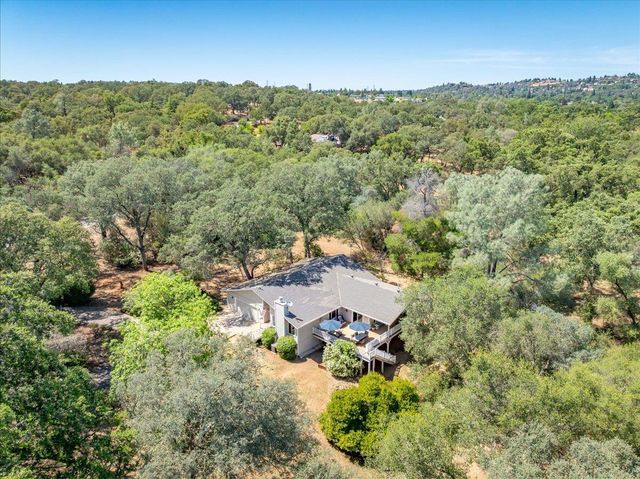 4221 Flying C Rd, Shingle Springs, CA 95682