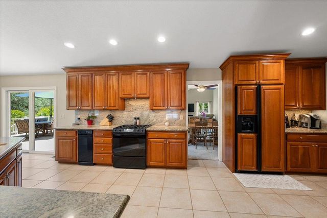 4221 Flying C Rd, Shingle Springs, CA 95682
