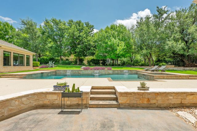 1005 Lakewood Hills TER, Austin, TX 78732