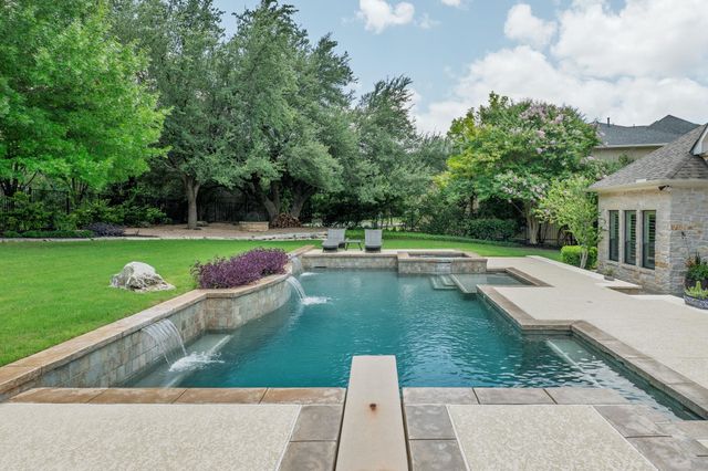 1005 Lakewood Hills TER, Austin, TX 78732