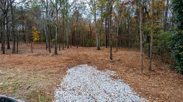 1 Shiloh Ridge Trail, Snellville, GA 30039